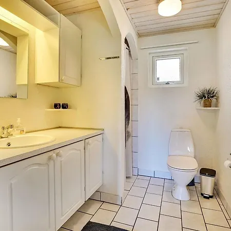 Aurelia - 500m To The Fjord By Interhome